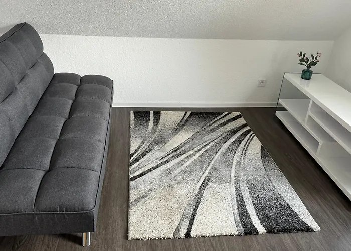 Apartment Beautiful 3 Bedroom *